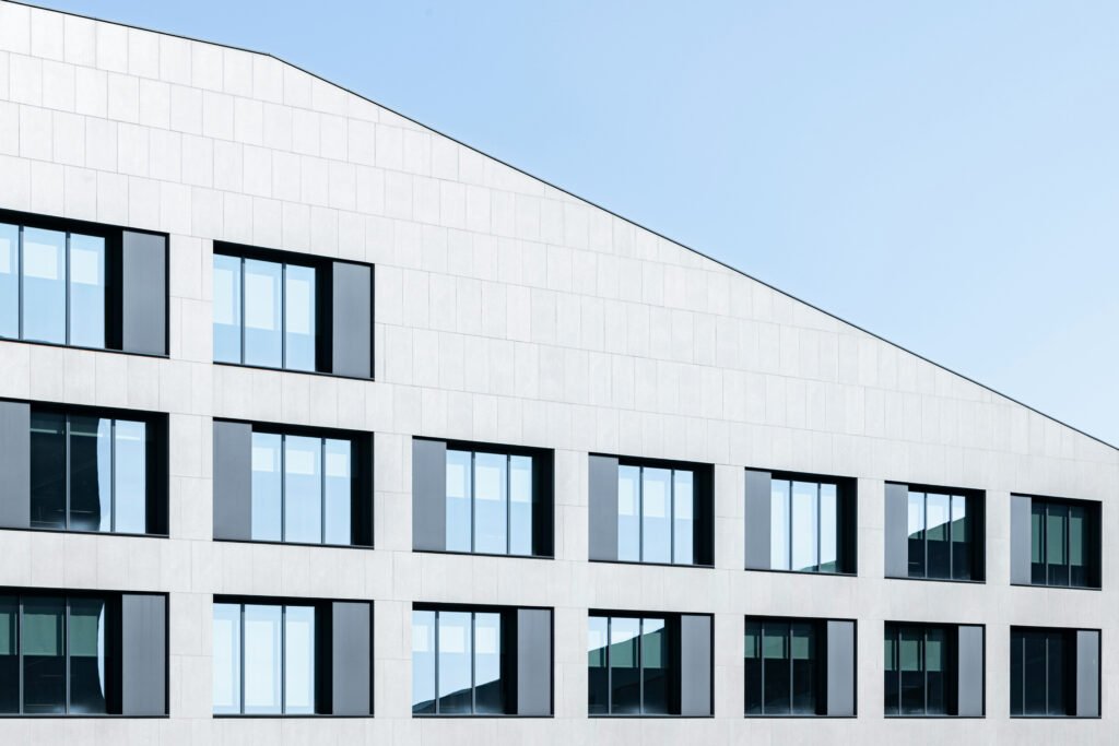 laura-adai-pK4l4wGVETA-unsplash